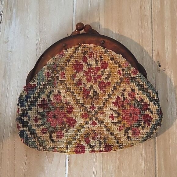 Vintage 1960 s  Italian Tapestry Kisslock Case Bag - Picture 2 of 6
